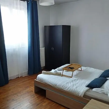 Maison Pour 11 Personnes Max Tv Dans Les 4chambres * Brest