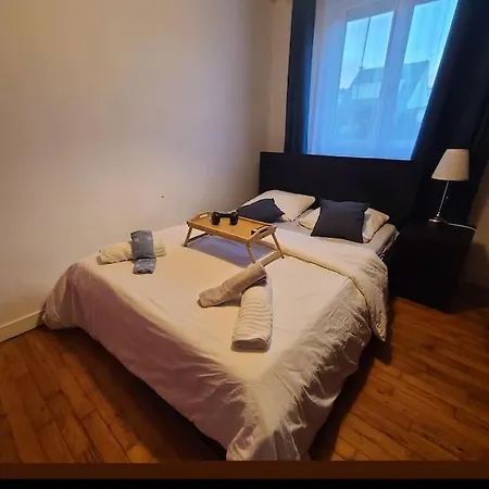 Holiday home Maison Pour 11 Personnes Max Tv Dans Les 4chambres *