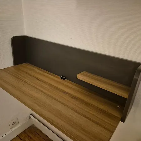 Maison Pour 11 Personnes Max Tv Dans Les 4chambres Brest