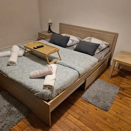 Holiday home Maison Pour 11 Personnes Max Tv Dans Les 4chambres *