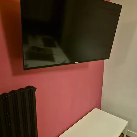 Maison Pour 11 Personnes Max Tv Dans Les 4chambres Brest